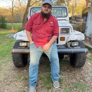 Meet your Posher, Casey